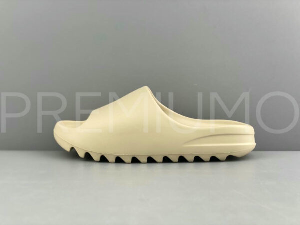 Adidas Yeezy Slide шлепанцы PR719081 3