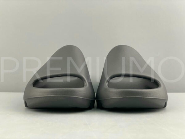 Adidas Yeezy Slide шлепанцы PR797863 5