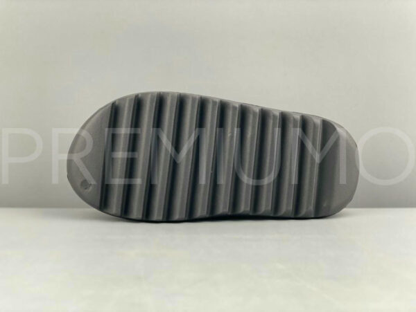 Adidas Yeezy Slide шлепанцы PR797863 8