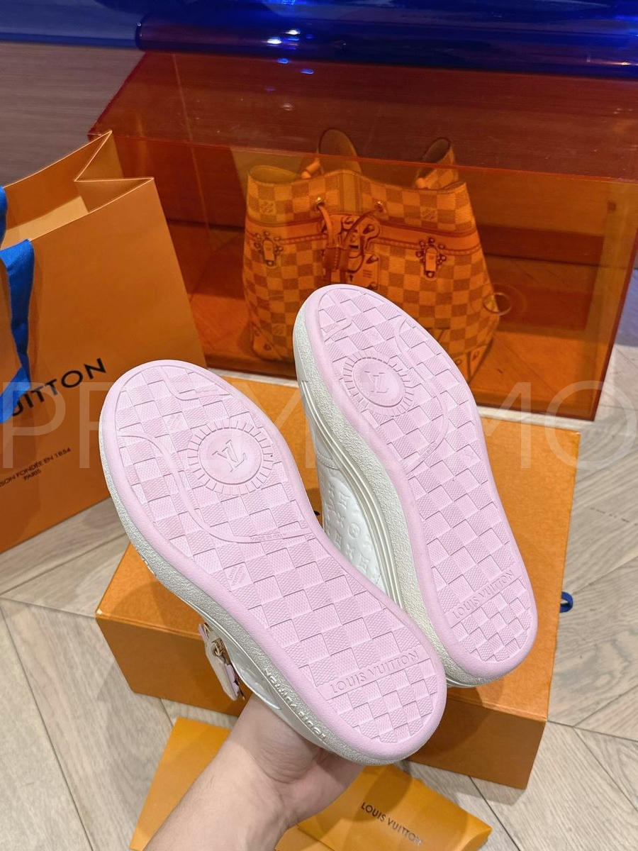 Louis Vuitton кроссовки PR582028 10 Louis Vuitton кроссовки PR582028 10