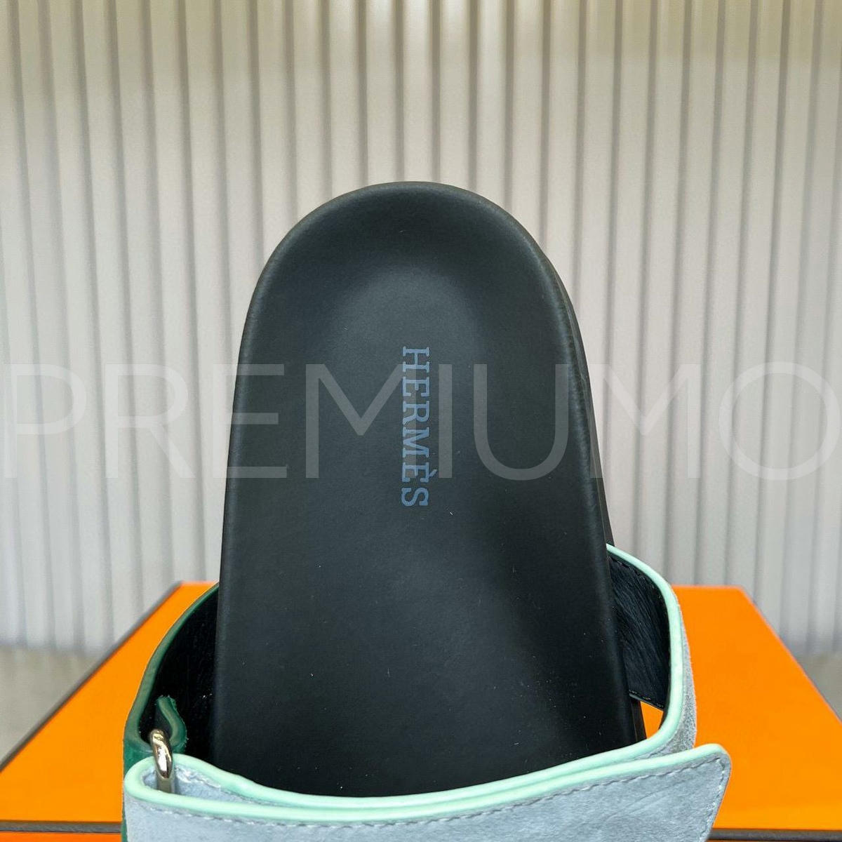 Hermes шлепанцы PR533385 8 Hermes шлепанцы PR533385 8