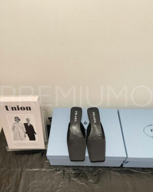 Prada мюли PR928586