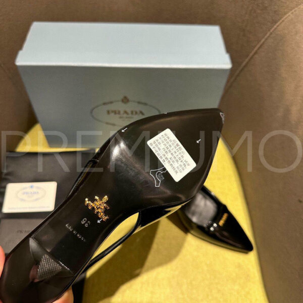 Prada Patent leather slingback pumps туфли PR180755 17