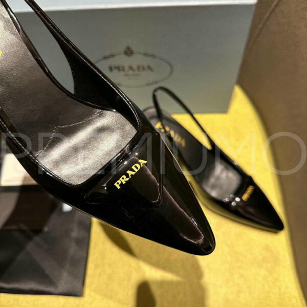 Prada Patent leather slingback pumps туфли PR180755 16
