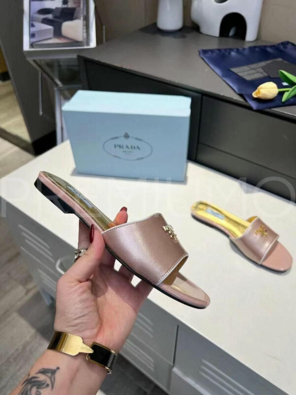 Prada шлепанцы PR269292 5