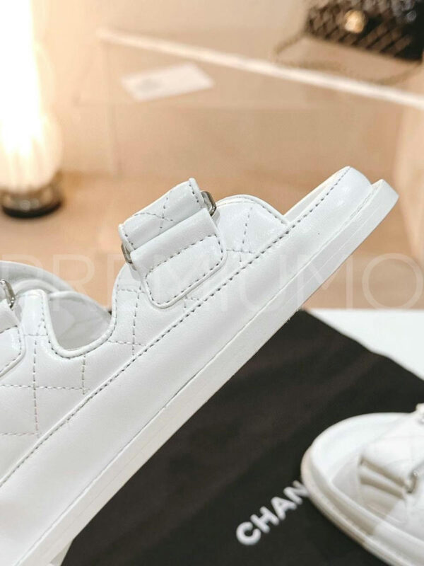 Chanel шлепанцы PR281598 17