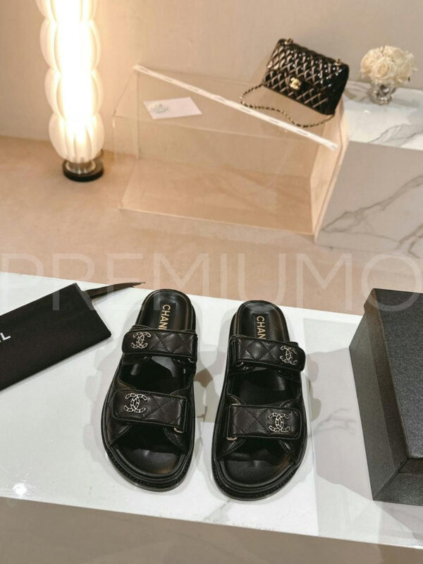 Chanel шлепанцы PR287403 18