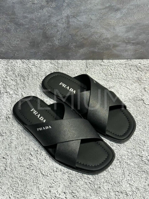 Prada шлепанцы PR395311
