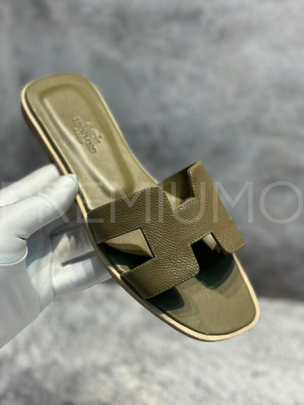 Hermes шлепанцы PR701039