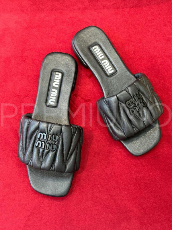 Miu Miu Matelassé nappa шлепанцы PR972358