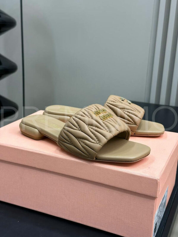 Miu Miu Matelassé nappa шлепанцы PR667493