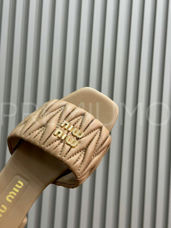 Miu Miu Matelassé nappa шлепанцы PR667493 2