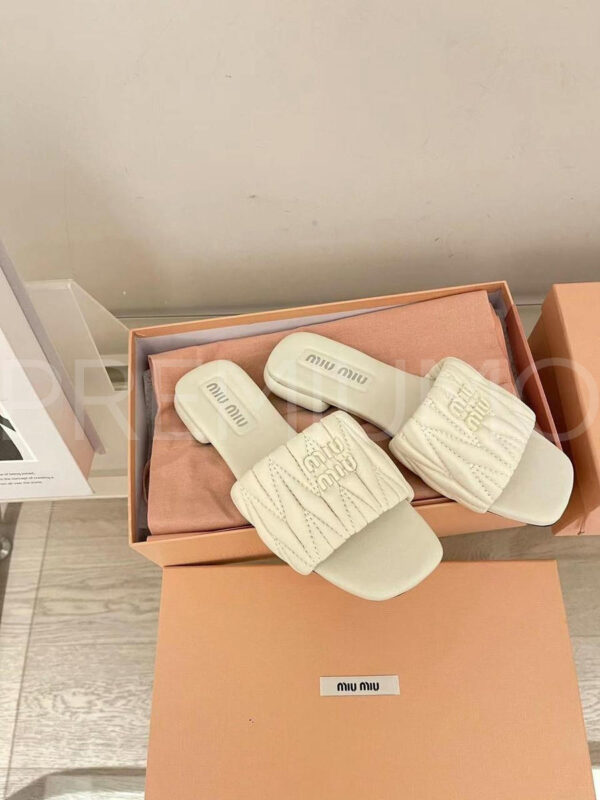 Miu Miu Matelassé nappa шлепанцы PR237575