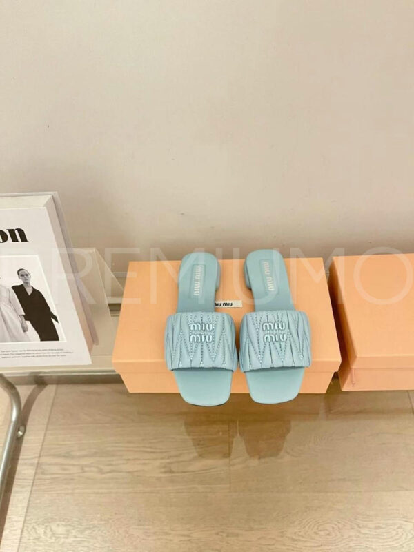 Miu Miu Matelassé nappa шлепанцы PR855315