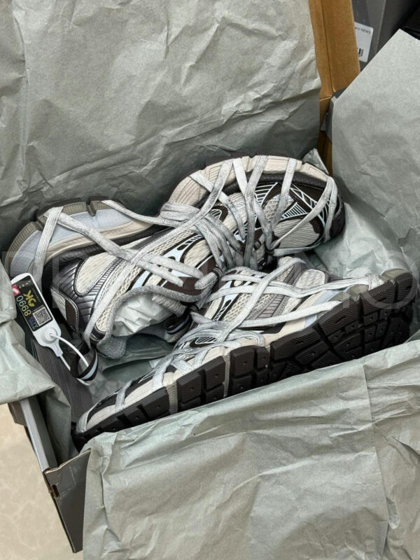 Balenciaga 3XL кроссовки PR308475 4