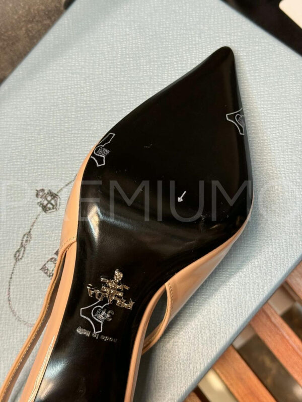 Prada Patent leather slingback pumps туфли PR489108 10