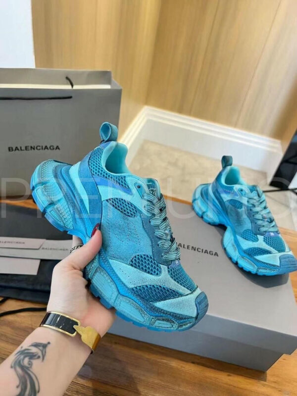 Balenciaga кроссовки PR101142 5