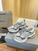 Balenciaga кроссовки PR533219 7