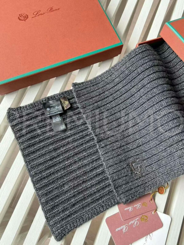 Loro Piana шарф PR394000