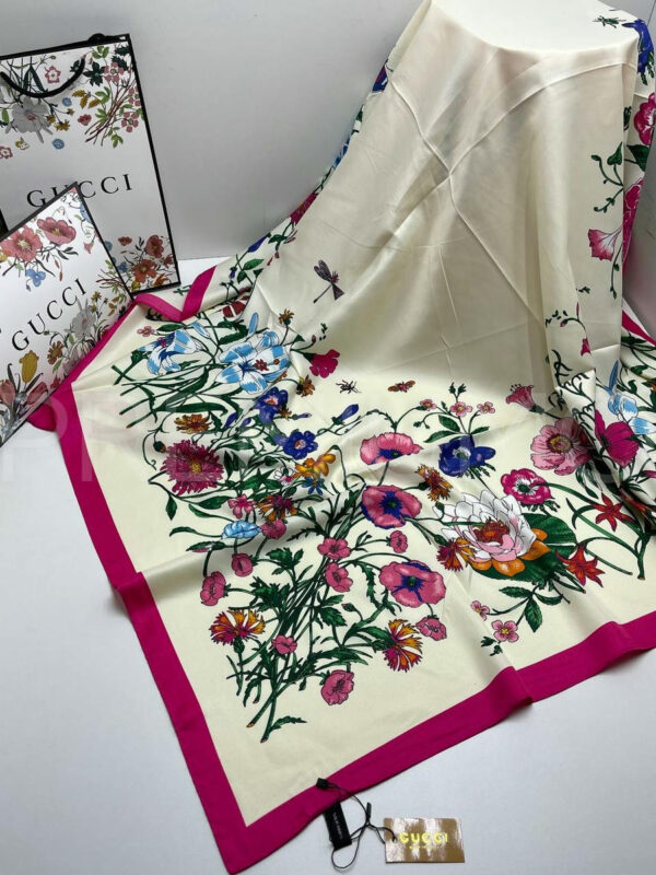 Gucci платок PR595669
