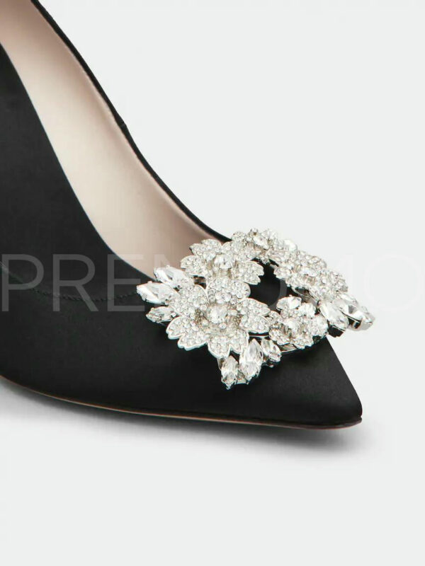 Roger Vivier RV Bouquet Strass Buckle Pumps in Satin туфли PR693881 17