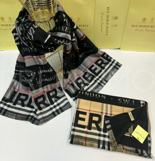 Burberry палантин PR162963 5