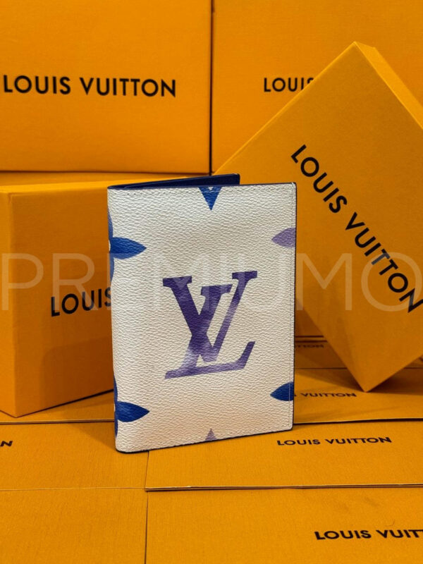 Louis Vuitton обложка на паспорт PR961368