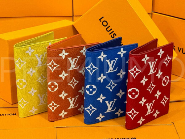 Louis Vuitton обложка на паспорт PR130804 3