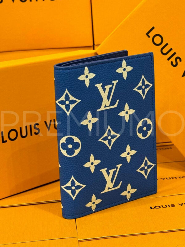 Louis Vuitton обложка на паспорт PR492646