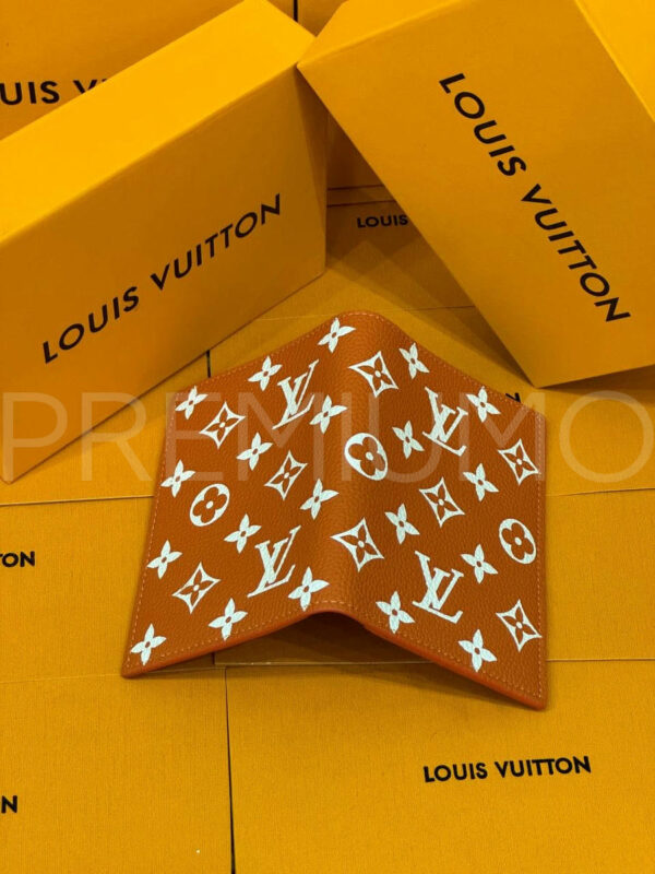 Louis Vuitton обложка на паспорт PR306445 2