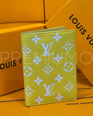 Louis Vuitton обложка на паспорт PR190931