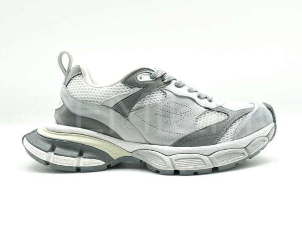 Balenciaga кроссовки PR326031 2