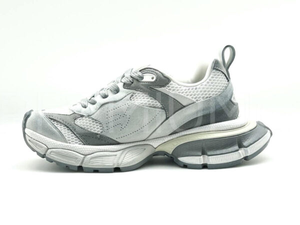 Balenciaga кроссовки PR326031 3