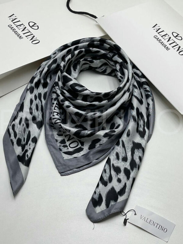 Valentino платок PR294508