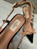 Valentino Rockstud Bow Slingback Pump In Patent Leather with Matching Studs туфли PR310685 15