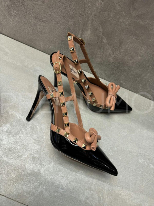 Valentino Rockstud Bow Slingback Pump In Patent Leather with Matching Studs туфли PR310685