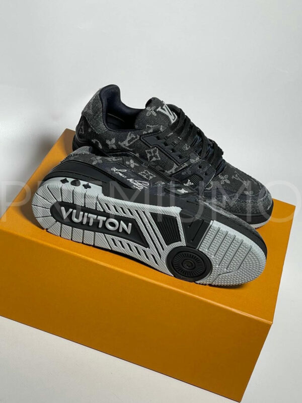 Louis Vuitton Trainer кроссовки PR869977 3