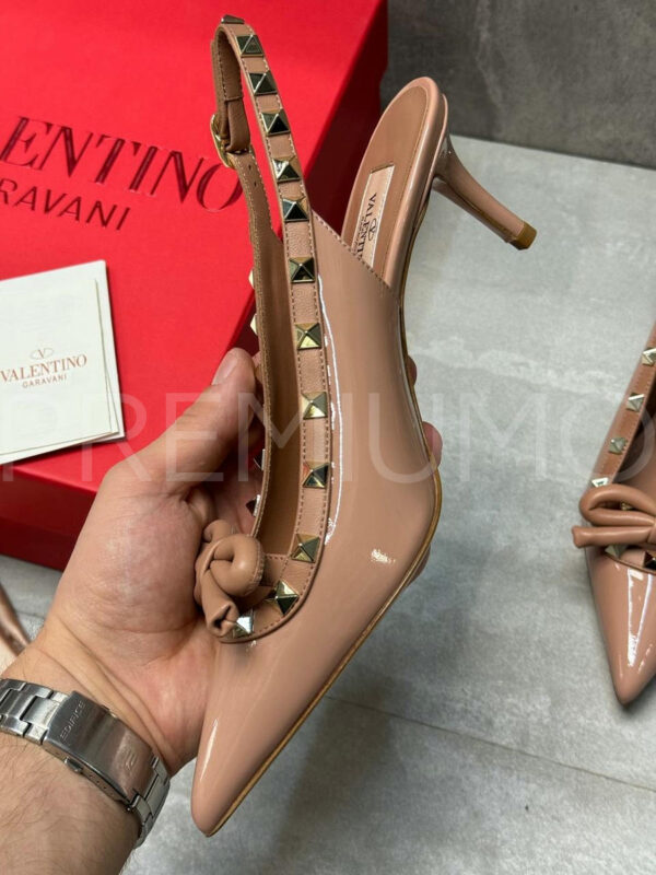 Valentino Rockstud Bow Slingback Pump In Patent Leather with Matching Studs туфли PR369159 4
