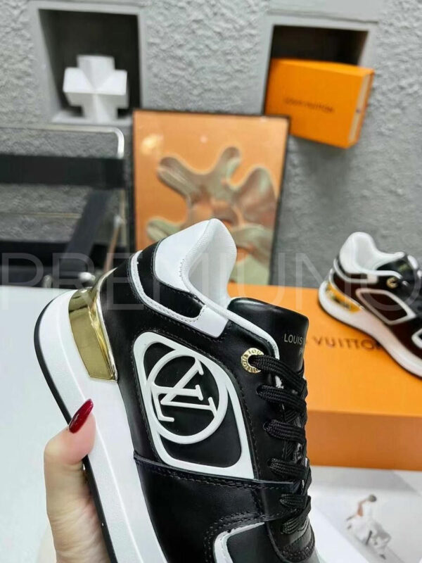 Louis Vuitton Neo Run Away кроссовки PR720712 8