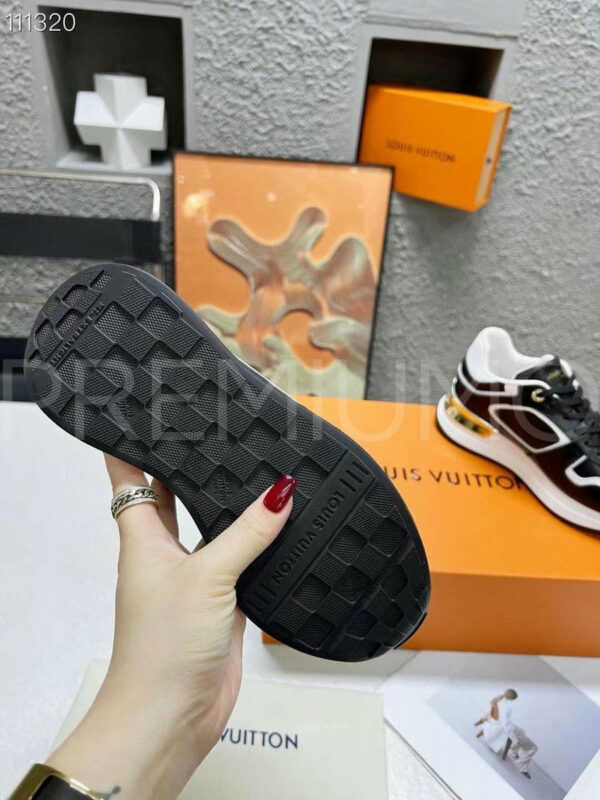 Louis Vuitton Neo Run Away кроссовки PR720712 9