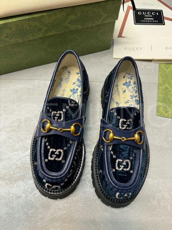 Gucci лоферы PR890238 10