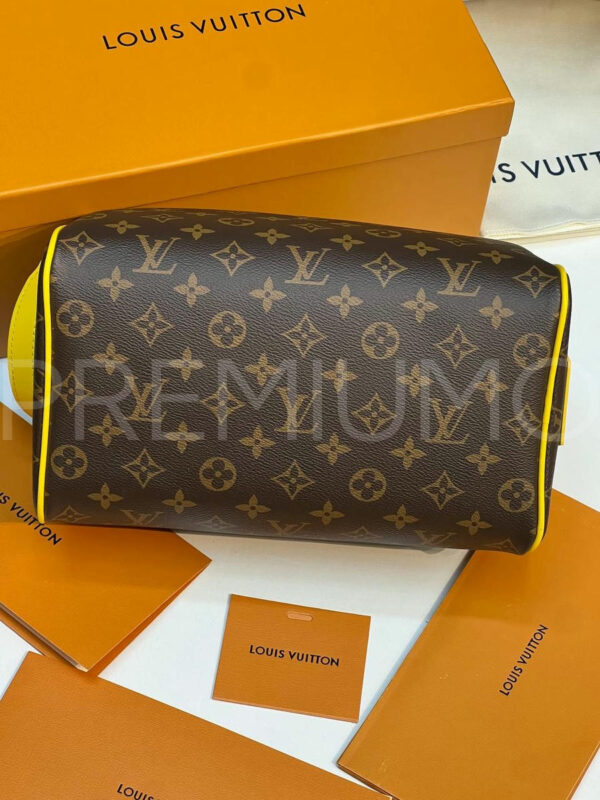 Louis Vuitton косметичка PR705442 4