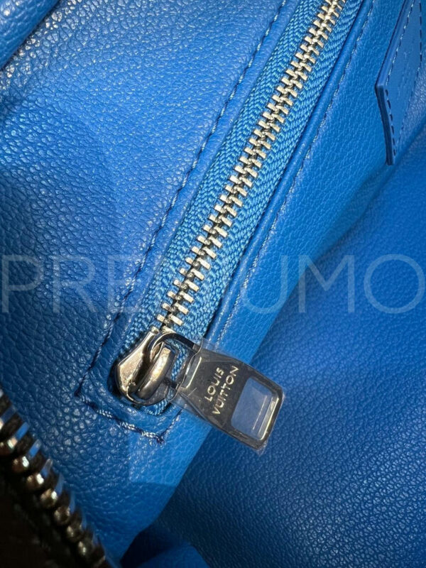 Louis Vuitton косметичка PR190186 6