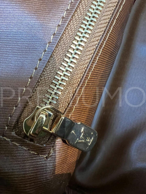 Louis Vuitton косметичка PR267630 10