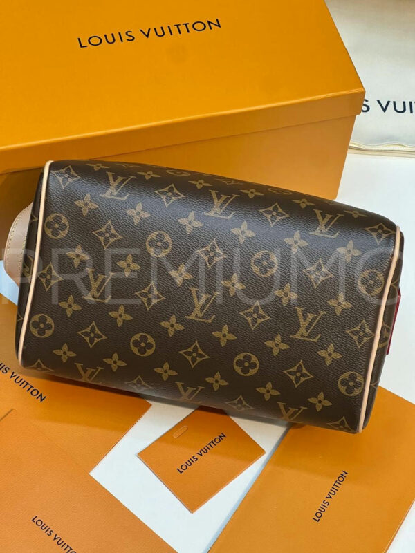 Louis Vuitton косметичка PR267630 6