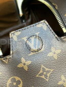 Louis Vuitton косметичка PR267630 30