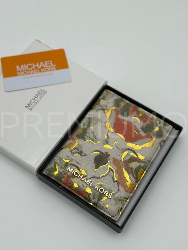 Michael Kors обложка на паспорт PR455595 2