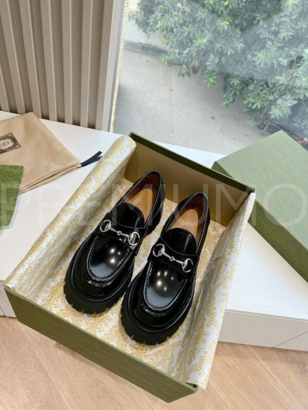Gucci лоферы PR631537 2