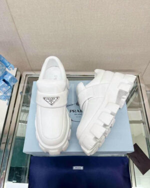 Prada лоферы PR343851