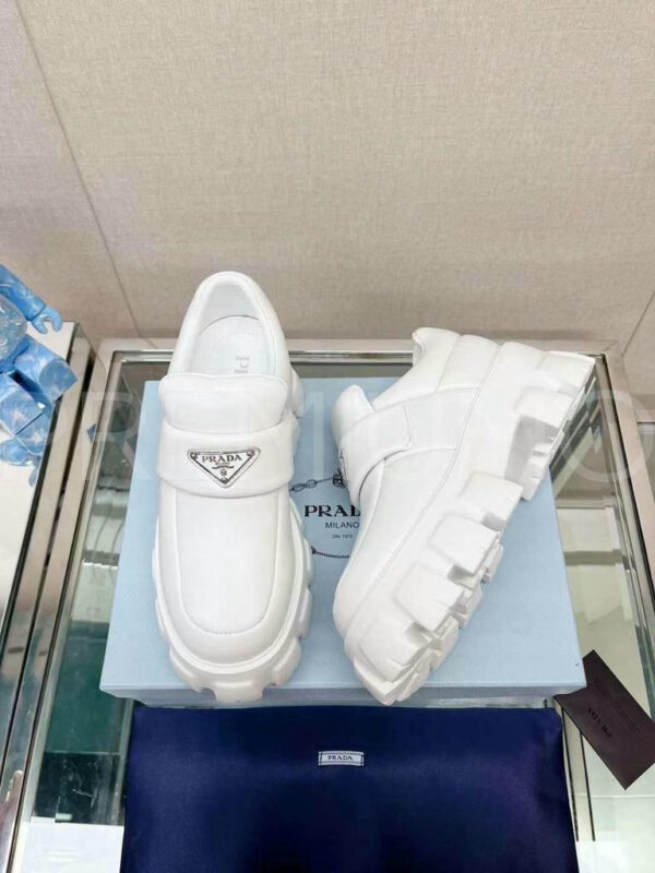 Prada лоферы PR343851